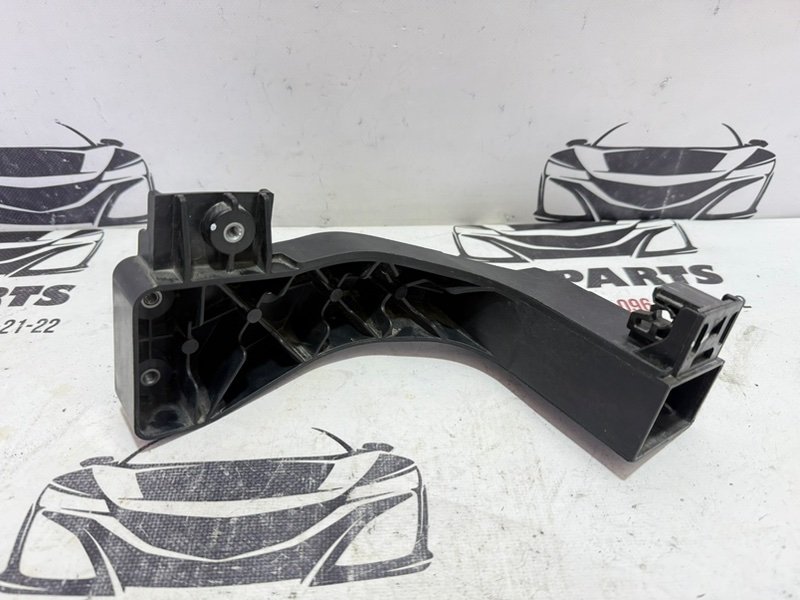 Крепление фары переднее правое Niro 2024