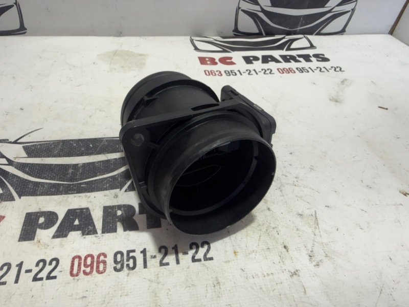 Датчик массового расхода воздуха Tiguan 2020 2.0