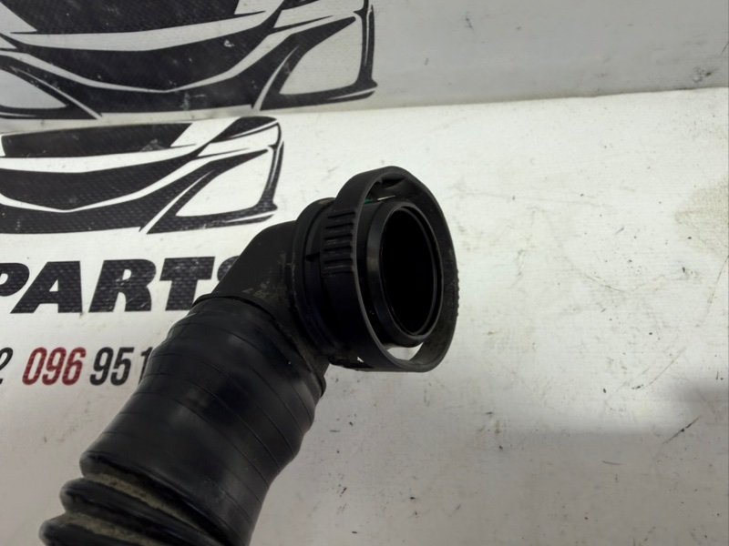 Трубка насоса вторичного воздуха Tiguan 2020 2.0