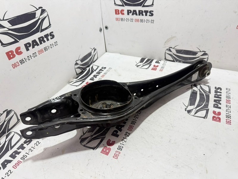 Рычаг подпружинный задний Volkswagen Tiguan 2.0