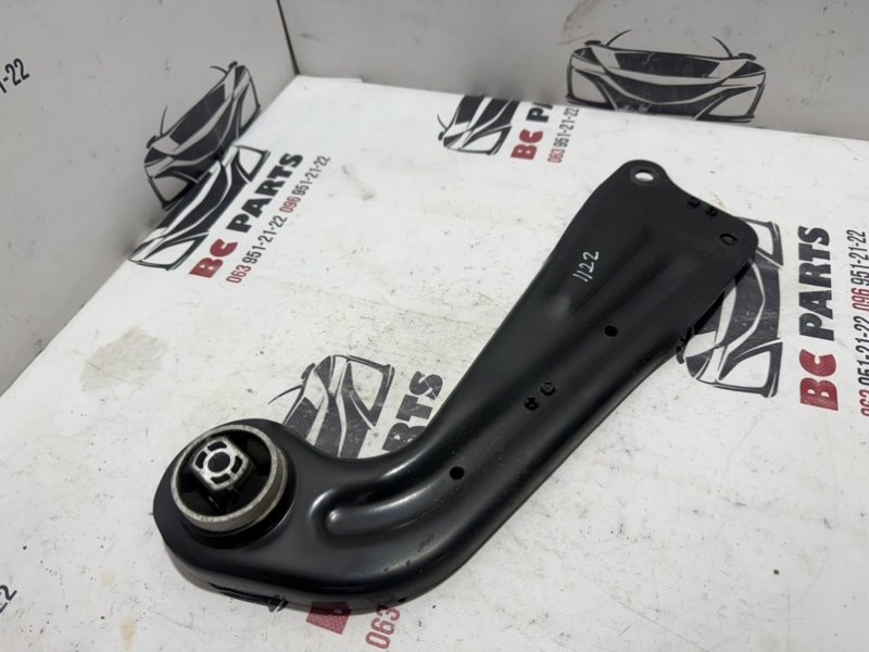 Рычаг подвески задний левый Volkswagen Tiguan 2.0