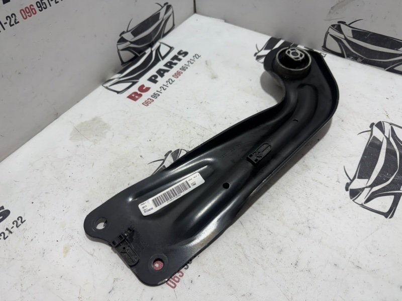 Рычаг подвески задний левый Tiguan 2020 2.0