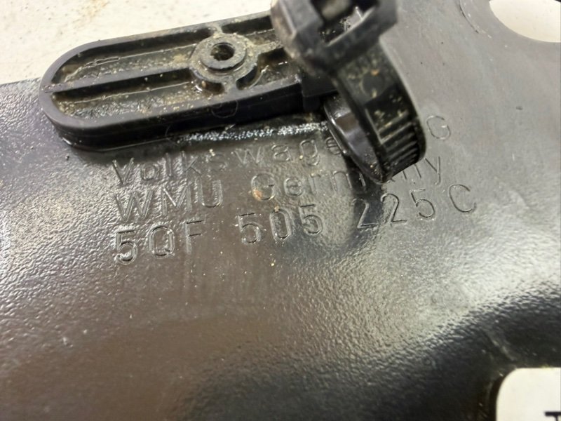 Рычаг подвески задний левый Tiguan 2020 2.0