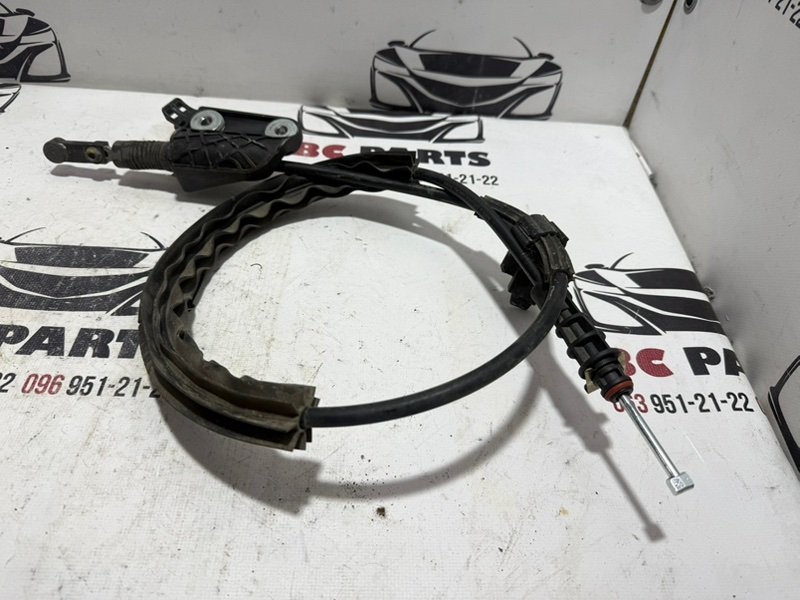 Трос переключения акпп Volkswagen Tiguan 2.0