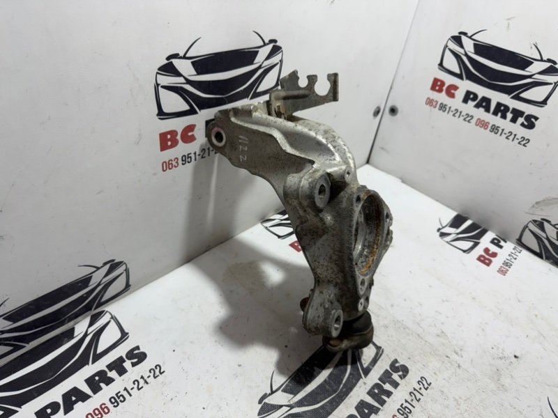 Кулак поворотный передний левый Tiguan 2020 2.0