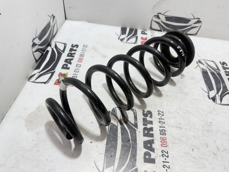 Пружина подвески задняя Tiguan 2020 2.0 Пружина подвески задняя Tiguan 2020 2.0