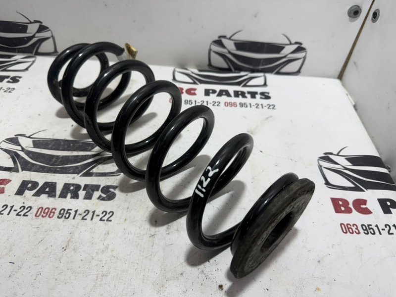 Пружина подвески задняя Volkswagen Tiguan 2.0 Пружина подвески задняя Volkswagen Tiguan 2.0