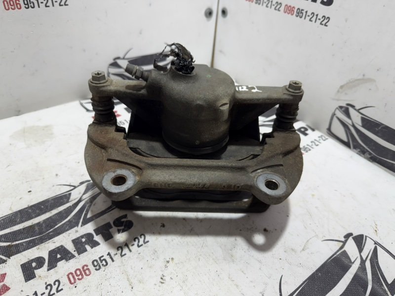 Суппорт тормозной передний левый Tiguan 2020 2.0