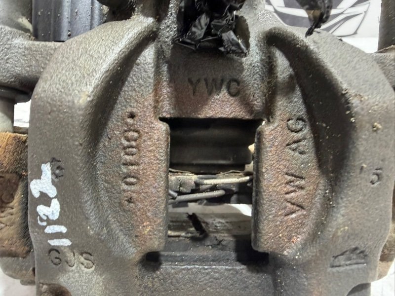 Суппорт тормозной задний правый Tiguan 2020 2.0