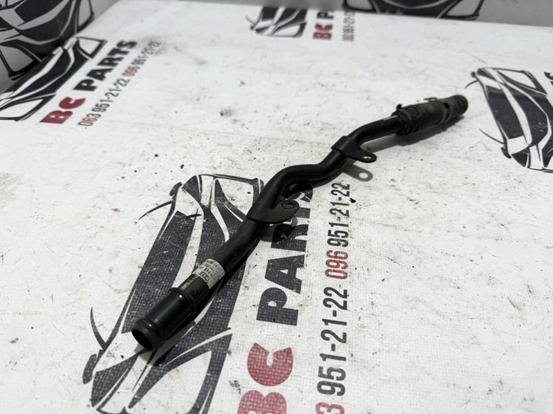 Патрубок системы охлаждения Volkswagen Tiguan 2.0