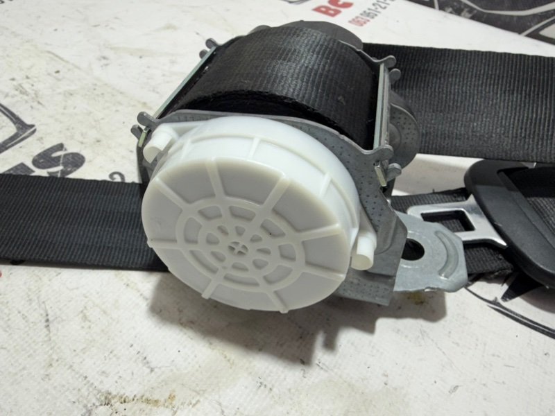 Ремень безопасности задний левый Tiguan 2020 2.0