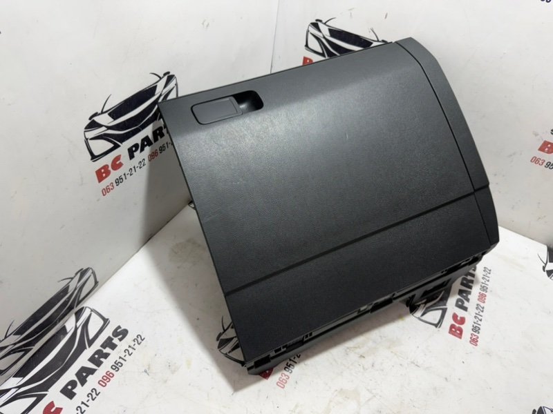 Бардачок Tiguan 2020 2.0