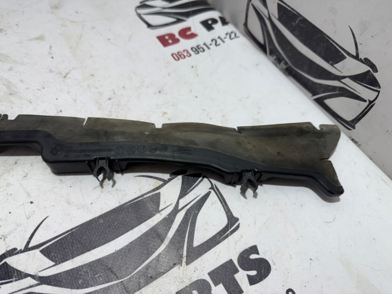 Дефлектор радиатора Tiguan 2020 2.0