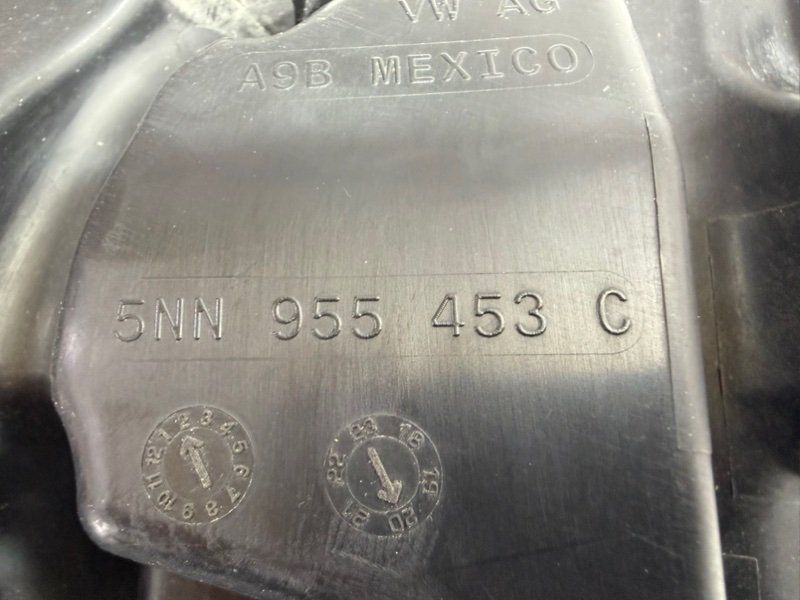 Бачок стеклоомывателя Tiguan 2020 2.0