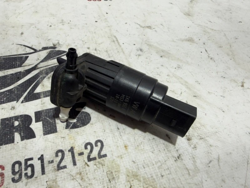 Насос омывателя Volkswagen Tiguan 2020 2.0 1K6 955 651 Б/У