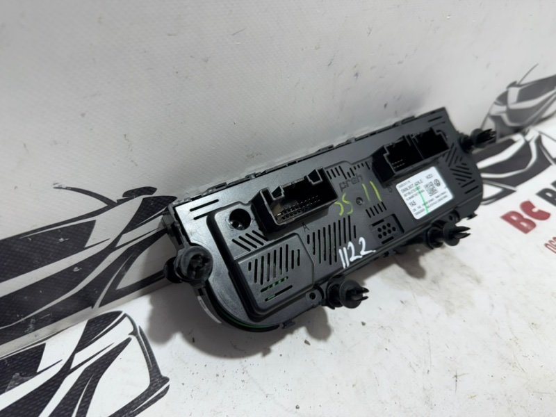 Блок управления климат-контролем Tiguan 2020 2.0