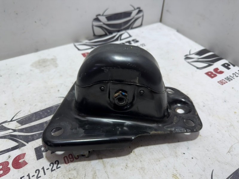 Крепление рычага подвески заднее левое Volkswagen Tiguan 2020 2.0 5QM505129 Б/У