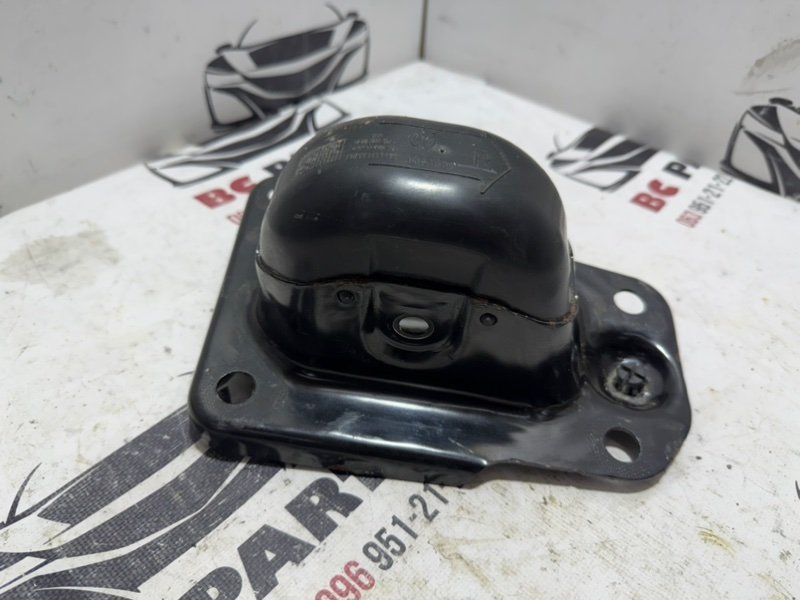 Крепление рычага подвески заднее правое Tiguan 2020 2.0