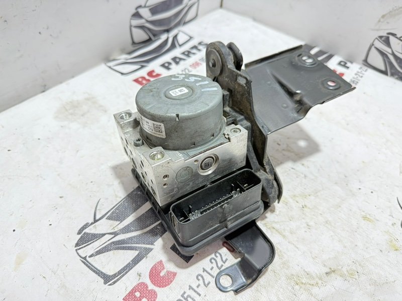 Блок ABS Volkswagen Tiguan 2020 2.0 5Q0614517DN Б/У