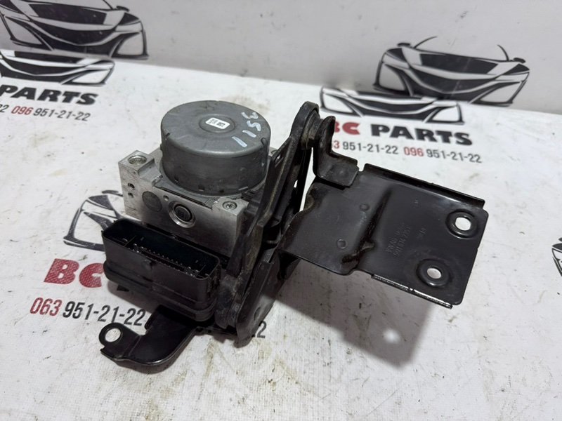 Блок ABS Volkswagen Tiguan 2.0