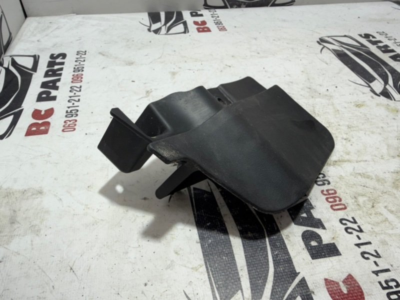 Брызговик задний левый Tiguan 2020 2.0