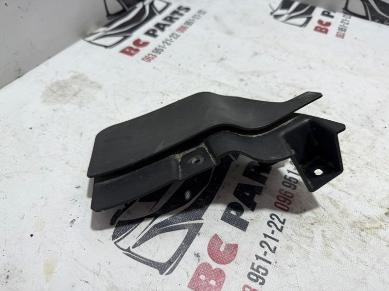 Брызговик задний левый Volkswagen Tiguan 2.0