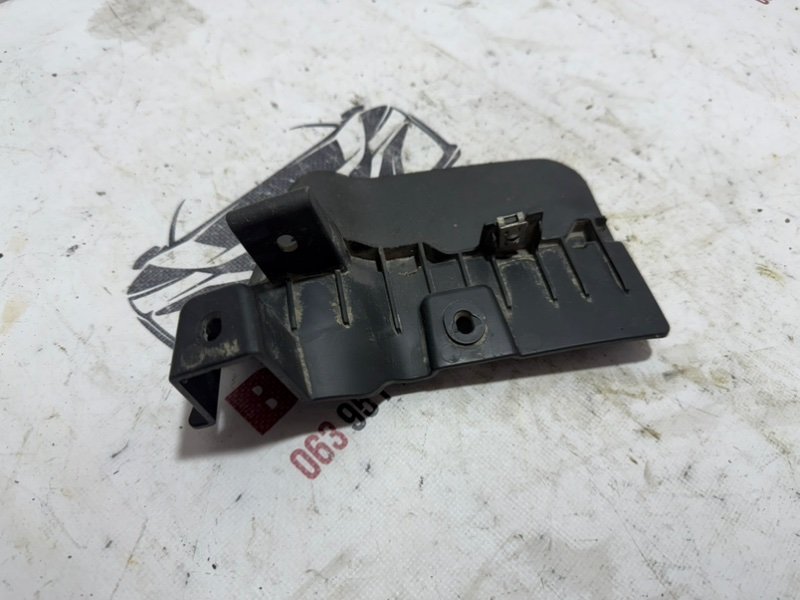 Брызговик задний левый Tiguan 2020 2.0