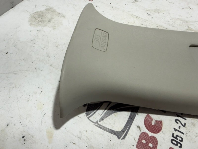 Накладка центральной стойки левая Rogue 2013-2020 T32