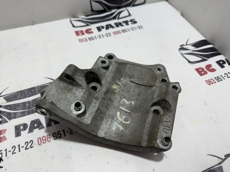 Кронштейн компрессора кондиционера Honda Pilot 2019 3.5 38930-RLV-A00 Б/У