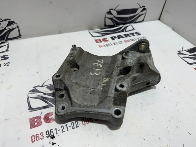 Кронштейн компрессора кондиционера Pilot 2019 3.5