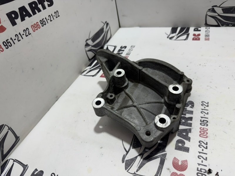 Кронштейн компрессора кондиционера Pilot 2019 3.5