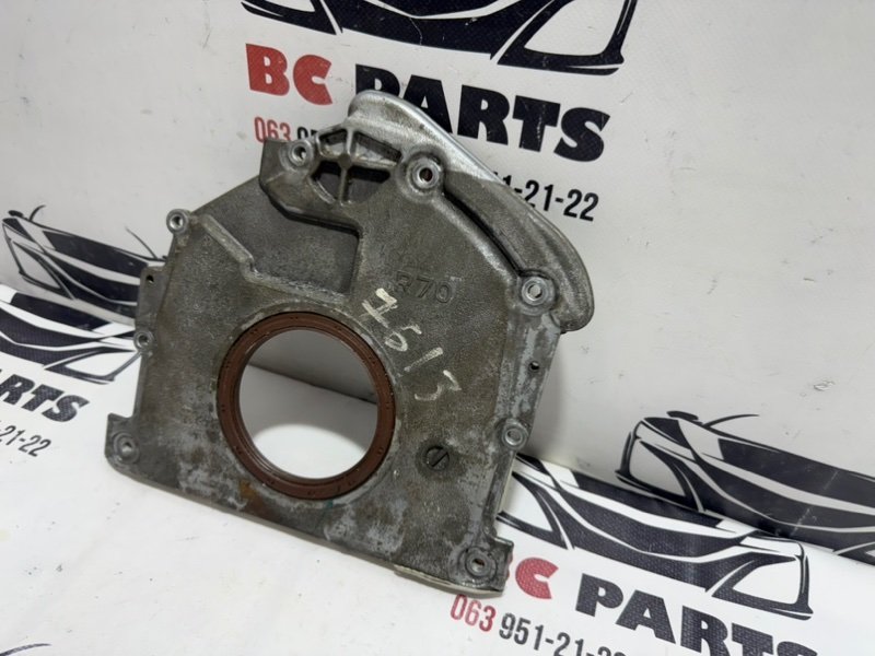 Передняя крышка двигателя Honda Pilot 3.5