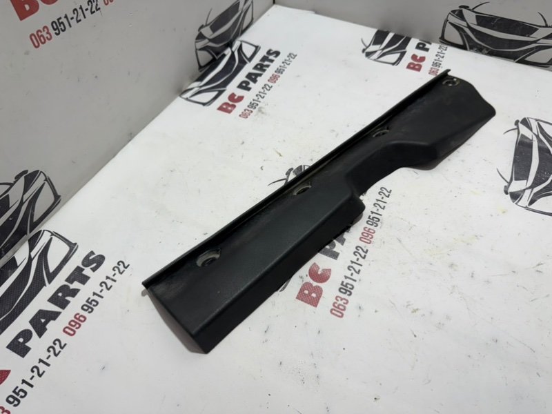 Пыльник крыла передний левый CX-5 2018 2.5 Пыльник крыла передний левый CX-5 2018 2.5