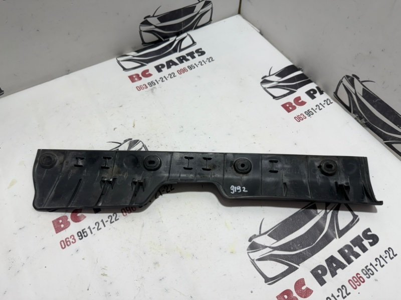 Пыльник крыла передний левый CX-5 2018 2.5 Пыльник крыла передний левый CX-5 2018 2.5