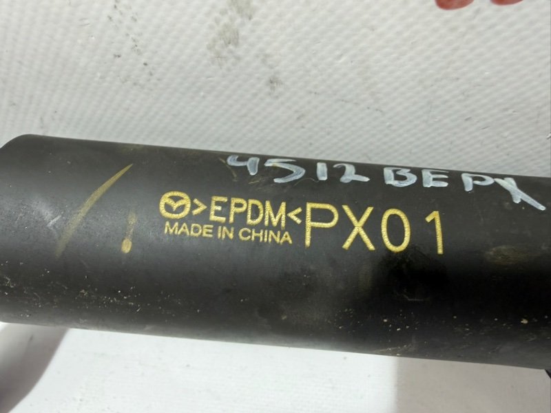 Патрубок радиатора 3 2021 2.5 Патрубок радиатора 3 2021 2.5