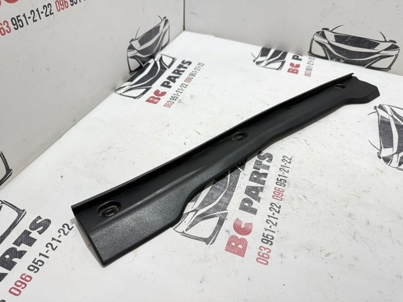 Пыльник крыла передний левый Mazda 3 2.5