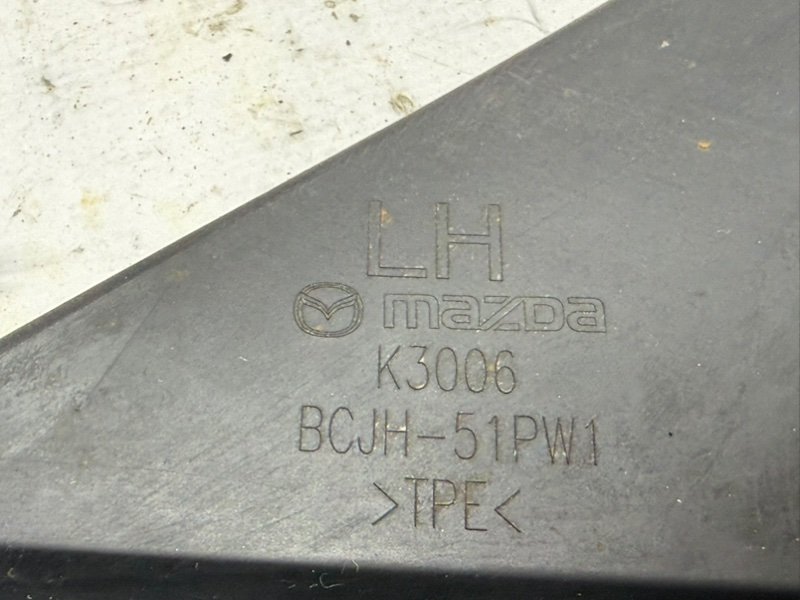 Брызговик задний левый 3 2021 2.5