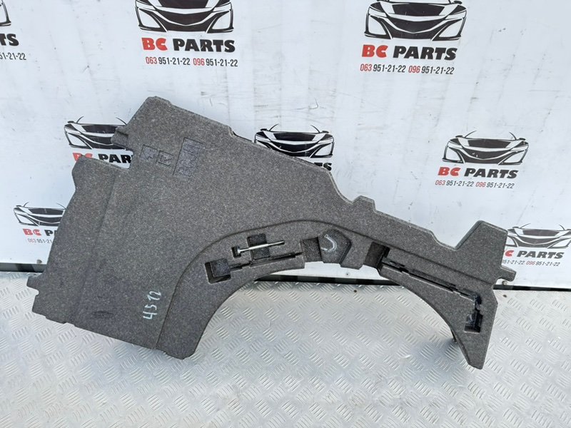 Пенопласт под инструмент правый Mazda 3 2021 2.5 BCJH688MYB Б/У