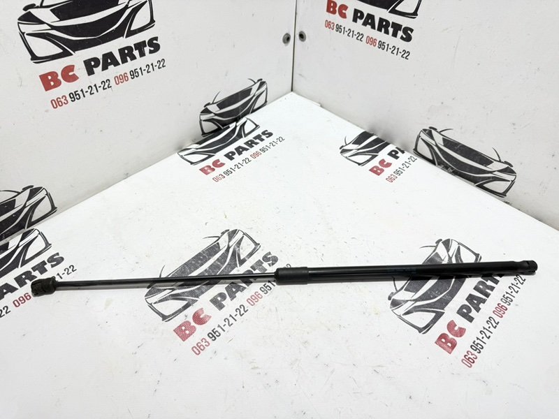 Амортизатор капота Volkswagen Tiguan 2020 2.0 5NA 823 359 A Б/У