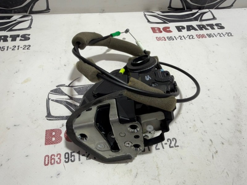 Замок боковой двери задний левый RX 350 2012 3.5