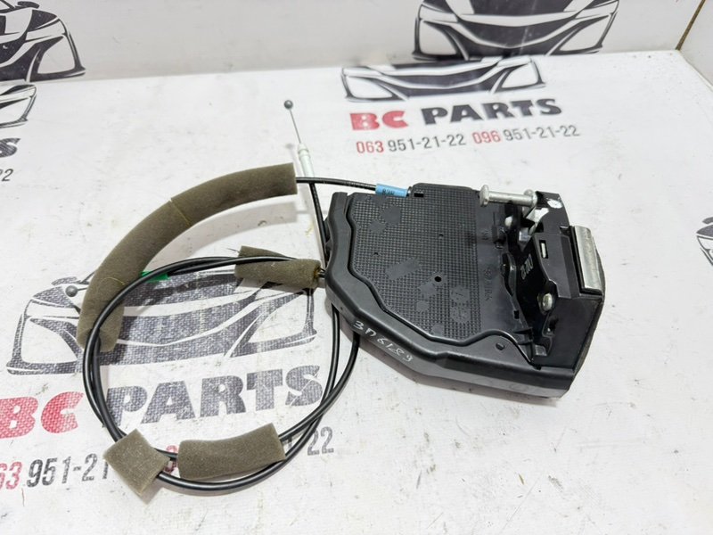 Замок боковой двери задний правый Lexus RX 350 2012 3.5 6905002200 Б/У