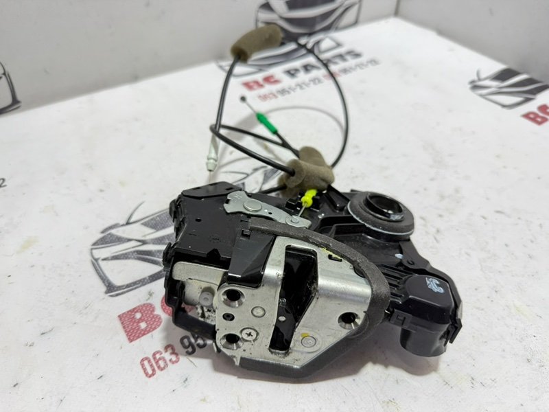 Замок боковой двери передний правый RX 350 2012 3.5
