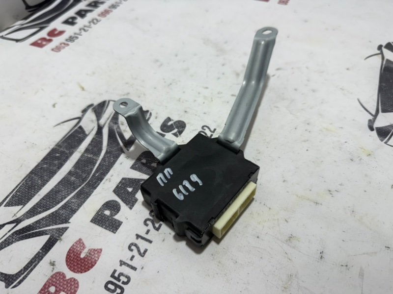 Блок управления зеркалами правый RX 350 2012 3.5