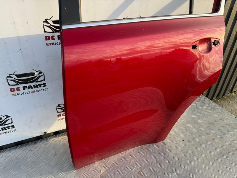 Дверь боковая задняя левая Sportage 2017