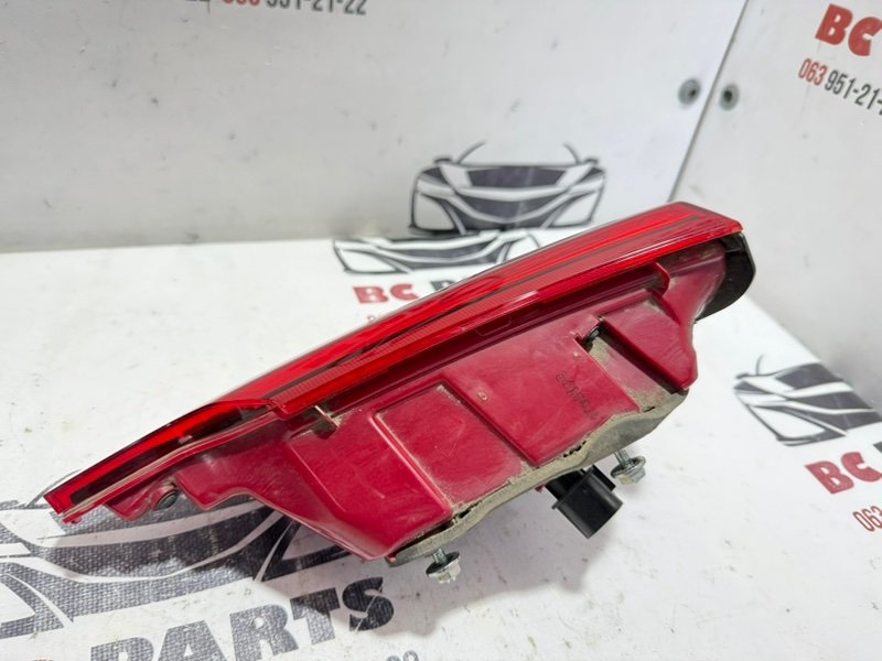 Фонарь внутренний задний левый Kia Sportage