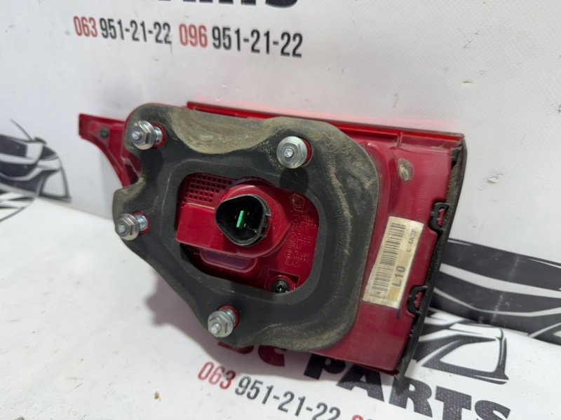 Фонарь внутренний задний левый Sportage 2017