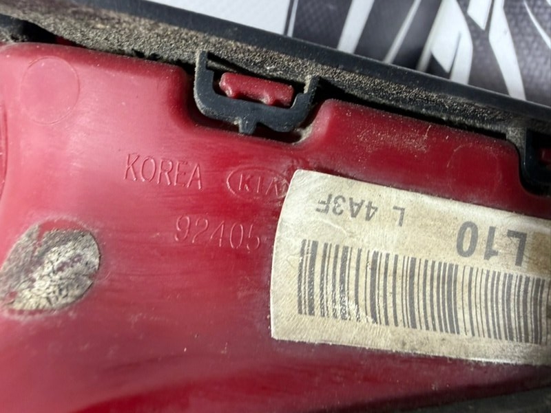 Фонарь внутренний задний левый Sportage 2017