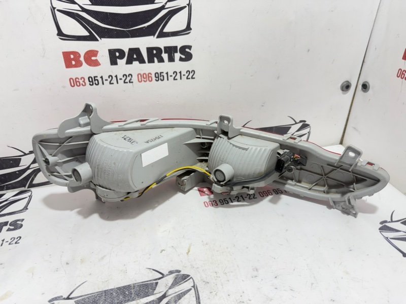 Фонарь заднего бампера правый Sportage 2017