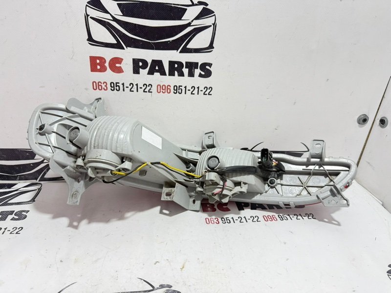 Фонарь заднего бампера правый Sportage 2017