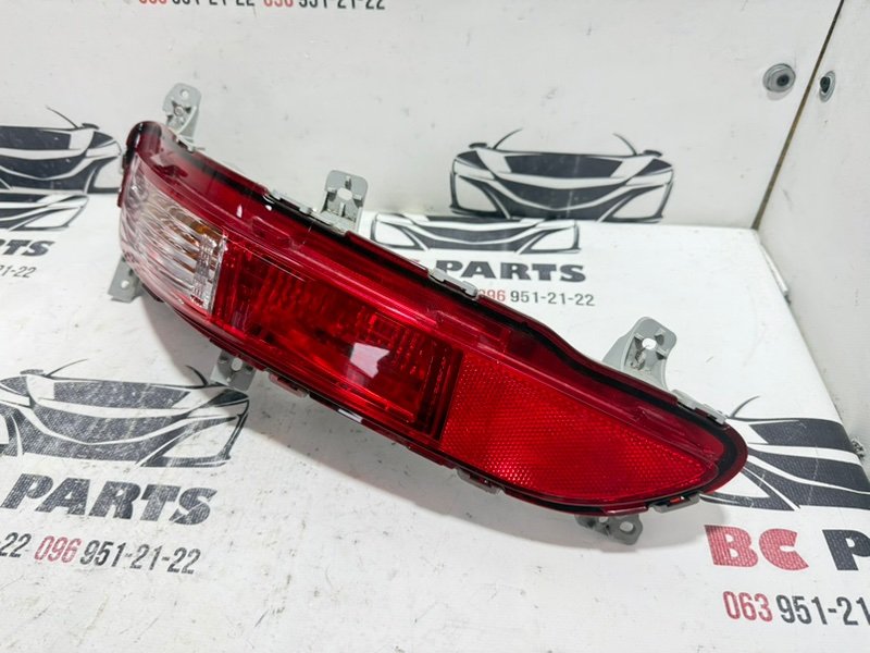 Фонарь заднего бампера левый Sportage 2017